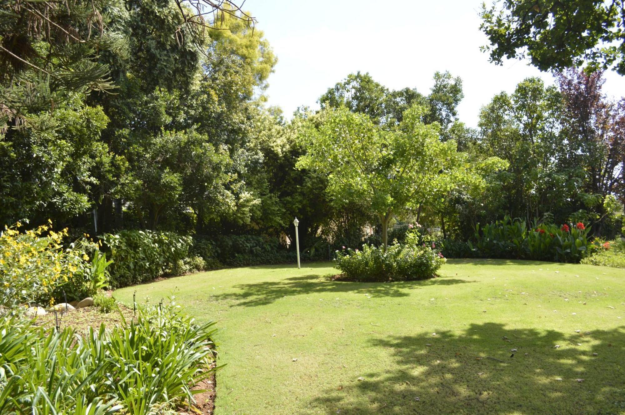 Adley House Bed & Breakfast Oudtshoorn Ngoại thất bức ảnh