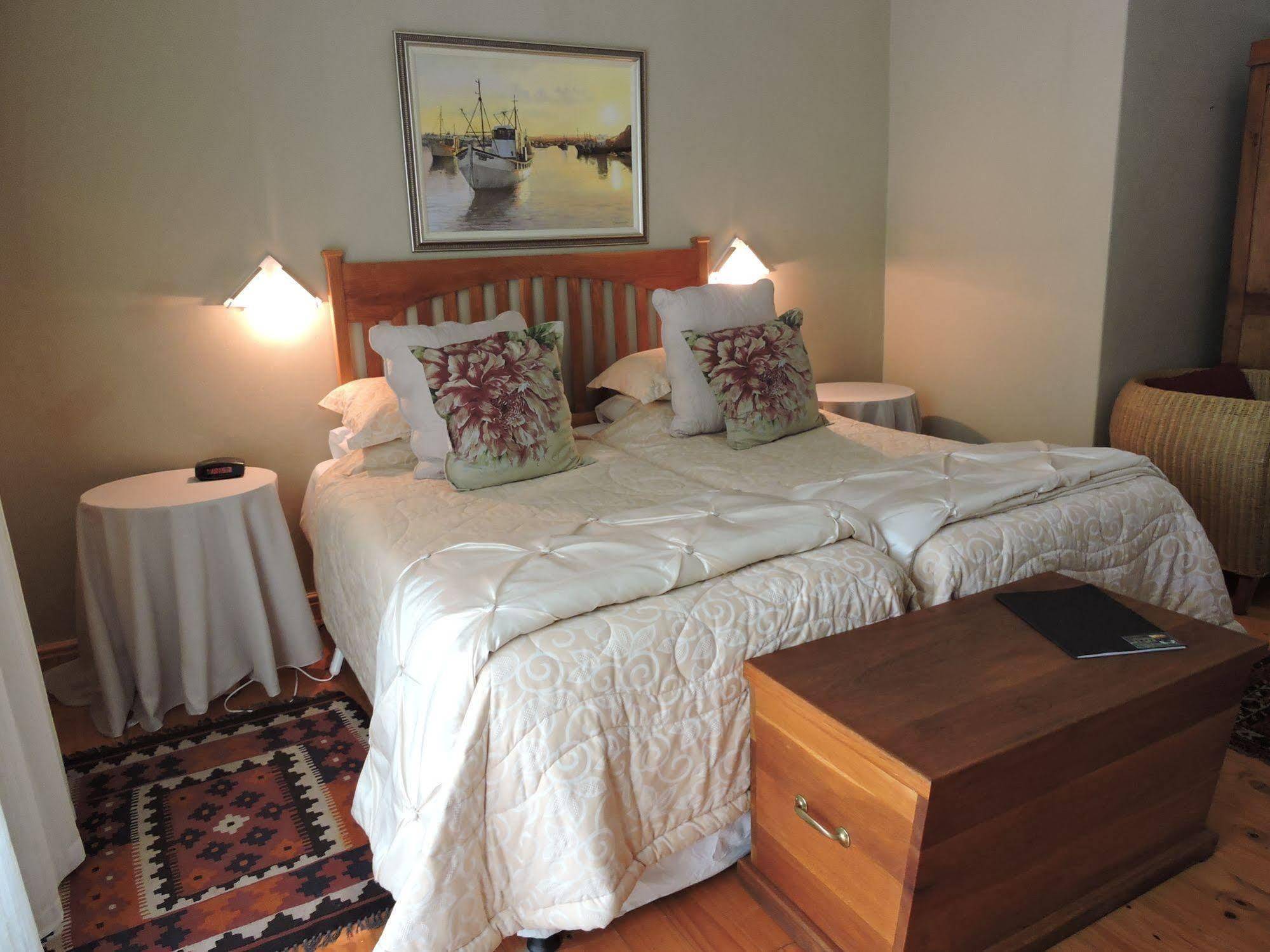 Adley House Bed & Breakfast Oudtshoorn Ngoại thất bức ảnh