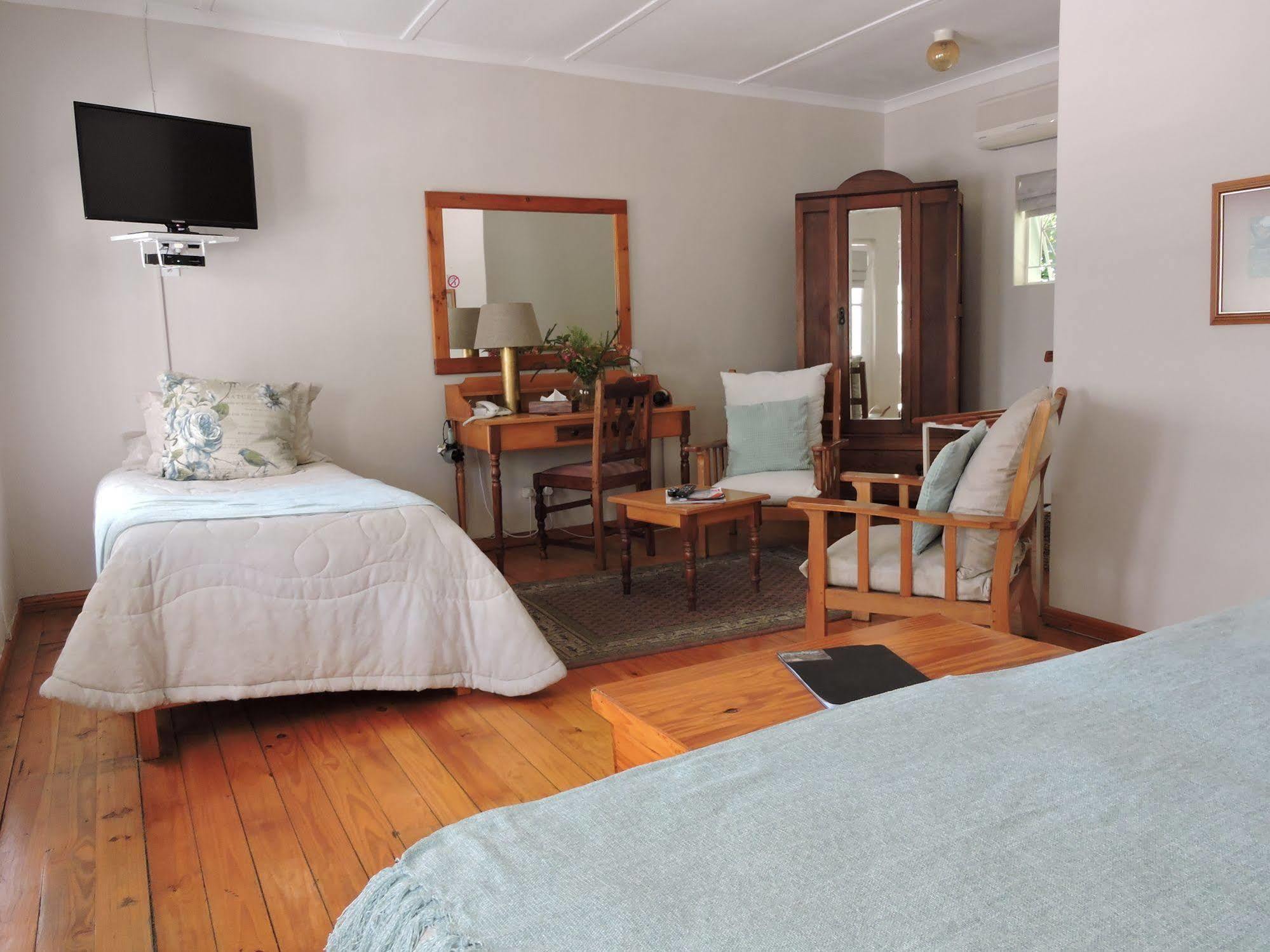 Adley House Bed & Breakfast Oudtshoorn Ngoại thất bức ảnh