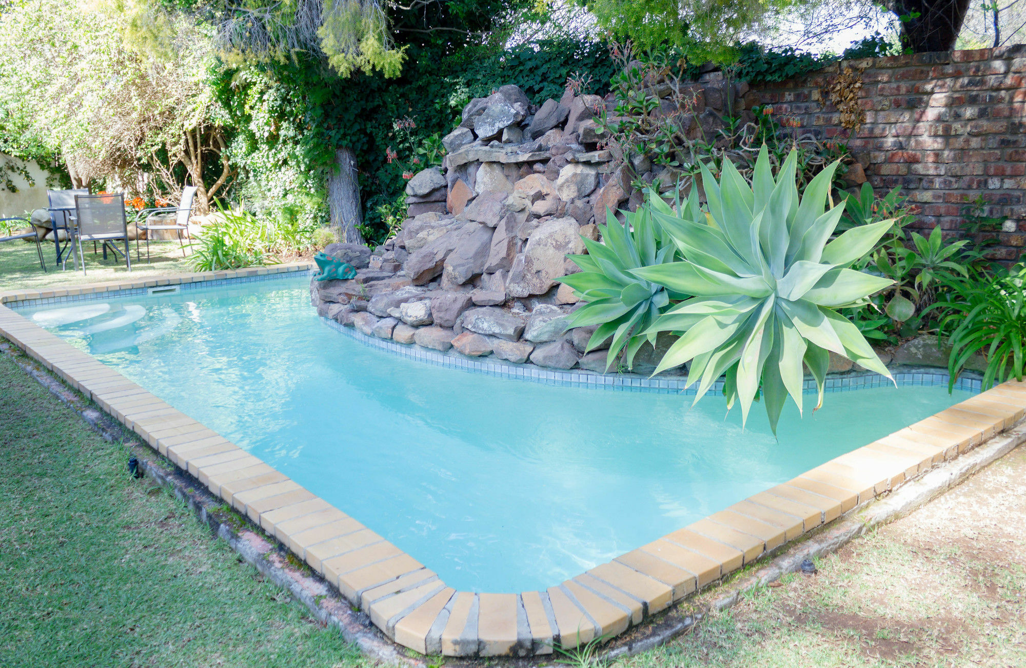 Adley House Bed & Breakfast Oudtshoorn Ngoại thất bức ảnh